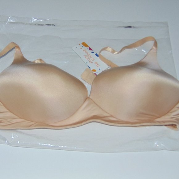 Charmo Beige Wireless Demi Bra - Size 38D - Picture 5 of 7
